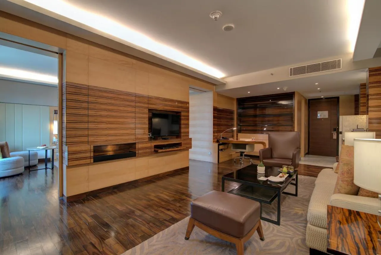 Jw Marriott Hotel New Delhi Aerocity 5*,
