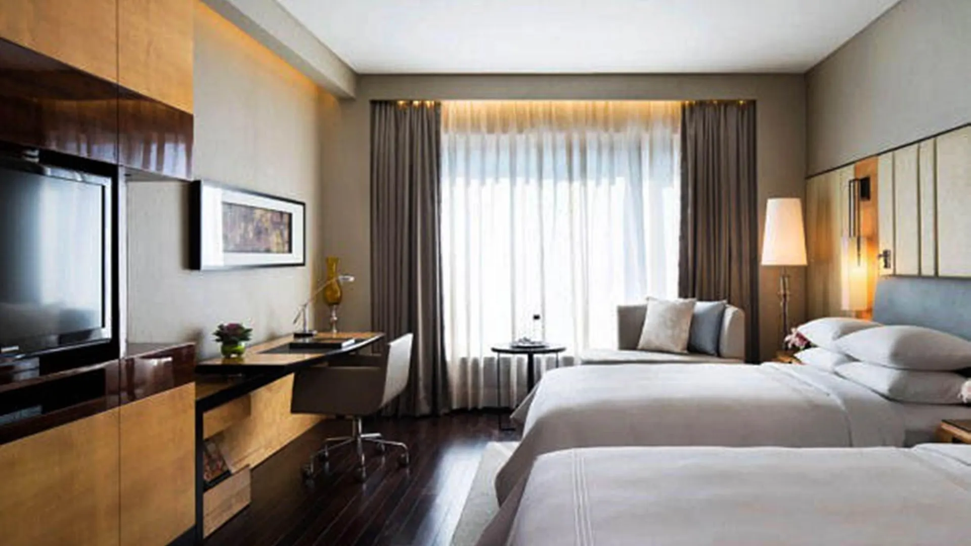 Jw Marriott Hotel New Delhi Aerocity 5*,