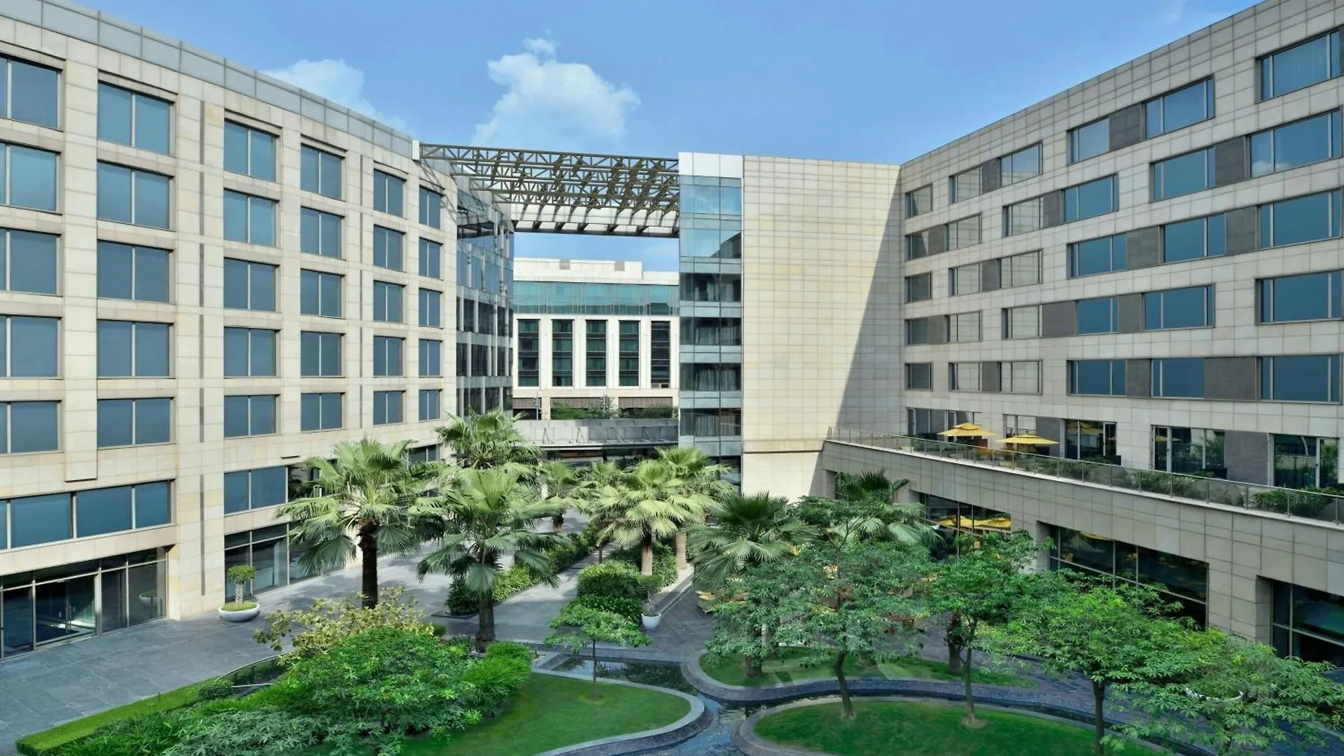 Jw Marriott Hotel New Delhi Aerocity 5*,  India