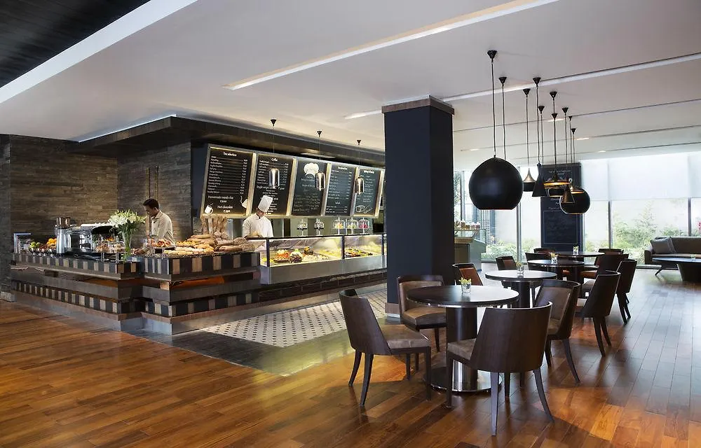 JW Marriott Hotel New Delhi Aerocity